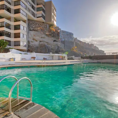 Apartment Beachfront Seaview Oasis - Private Terrace & Panoramic Ocean Views