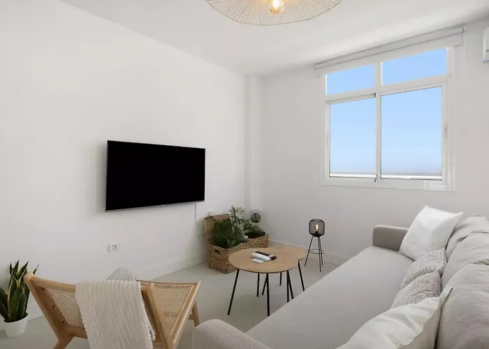 Beachfront Seaview Oasis