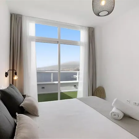 Beachfront Seaview Oasis