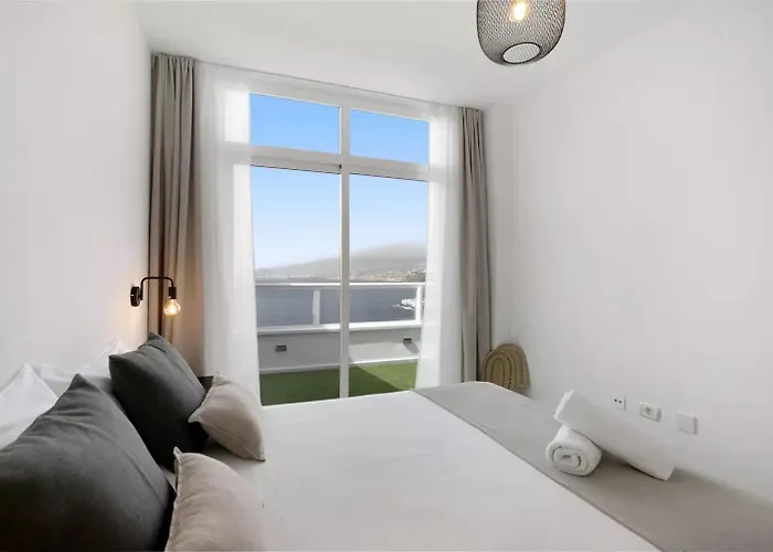 Beachfront Seaview Oasis