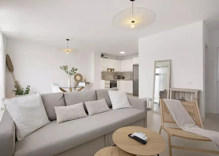 Beachfront Seaview Oasis *