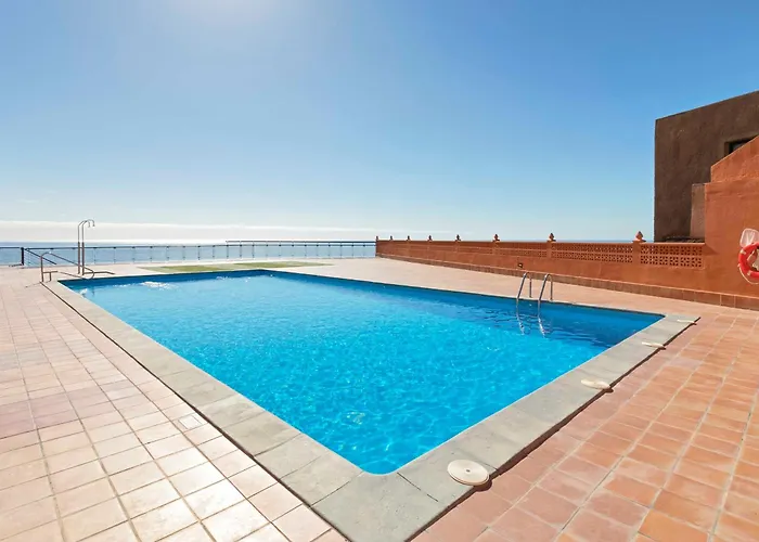 Beachfront Seaview Oasis Apartment