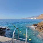 Beachfront Seaview Oasis - Private Terrace & Panoramic Ocean Views Apartment Tabaiba