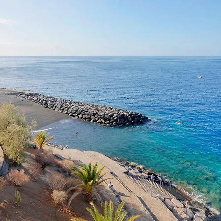 Apartamento Beachfront Seaview Oasis - Private Terrace & Panoramic Ocean Views *